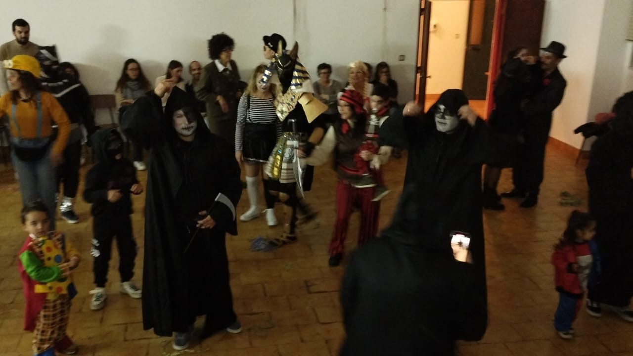 Bailes de Carnaval em São Bento e Santa Vitória