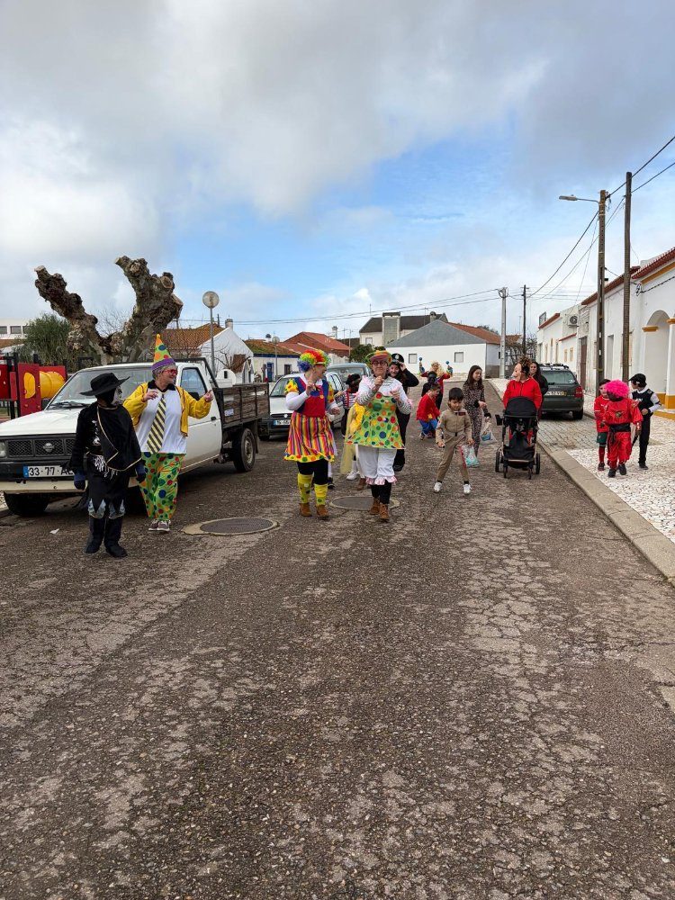 Desfile de Carnaval da EB1 de Santa Vitória
